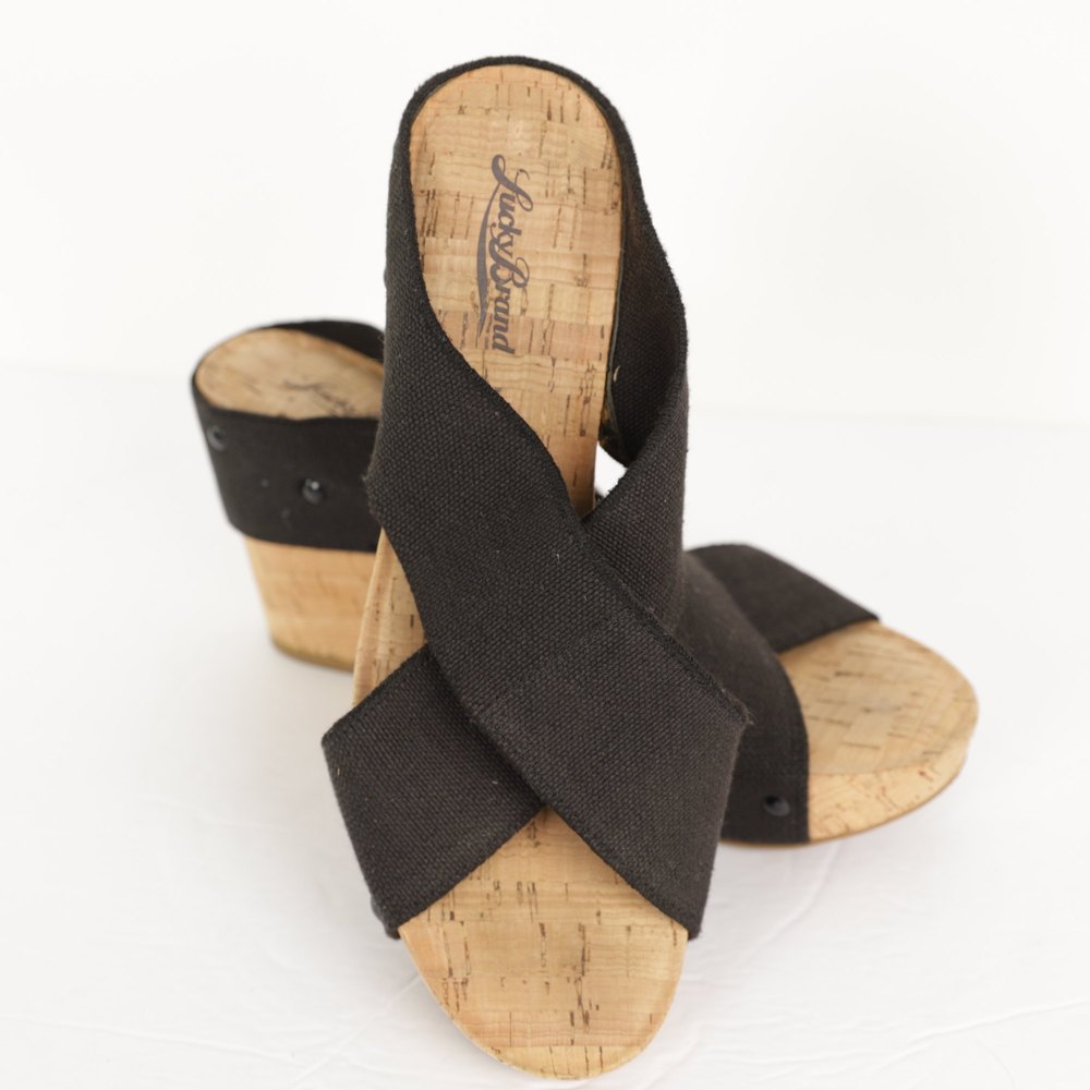 Lucky Brand Wedges size 9
